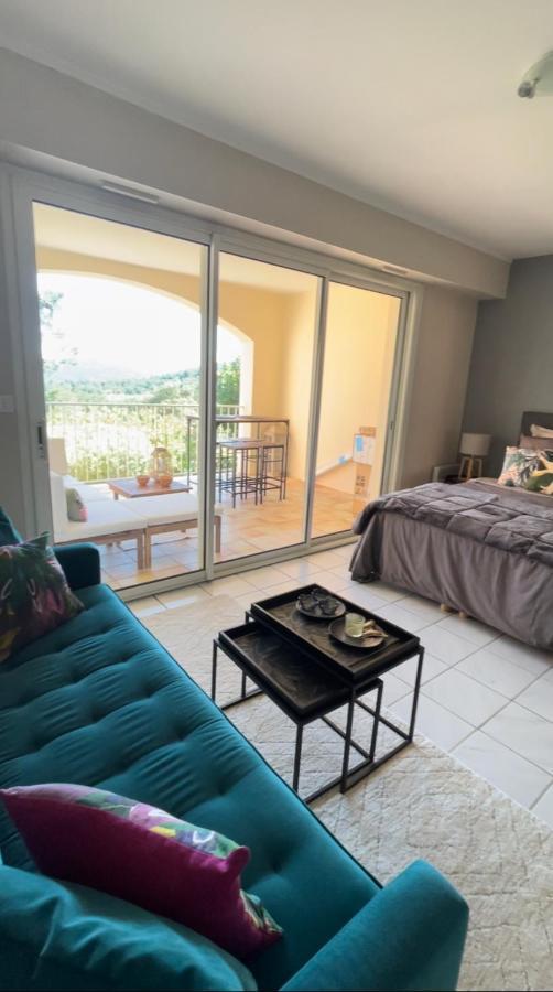 Studio Apartment - Domaine Du Golf Resort Roquebrune-sur Argens Kültér fotó
