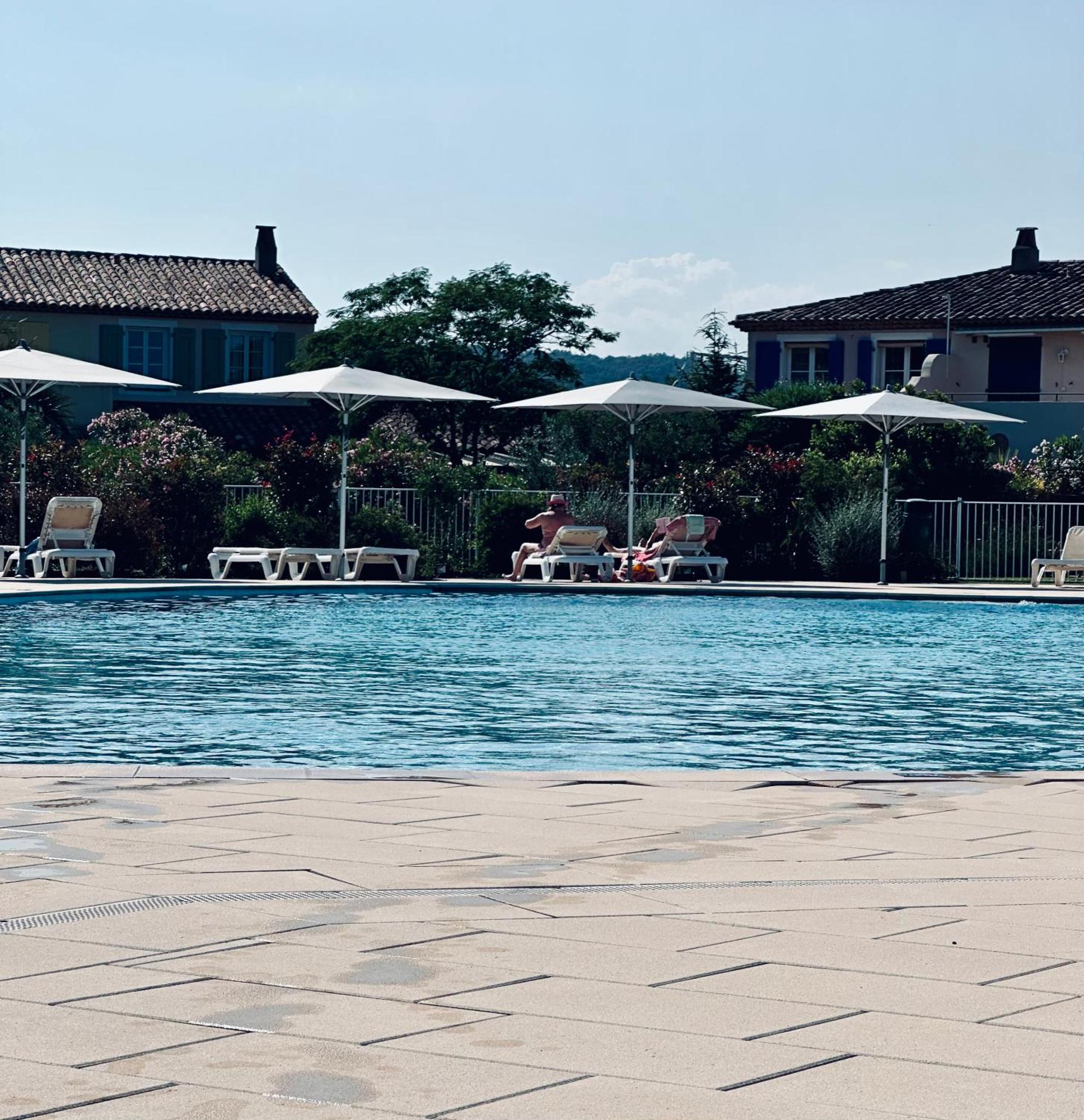 Studio Apartment - Domaine Du Golf Resort Roquebrune-sur Argens Kültér fotó